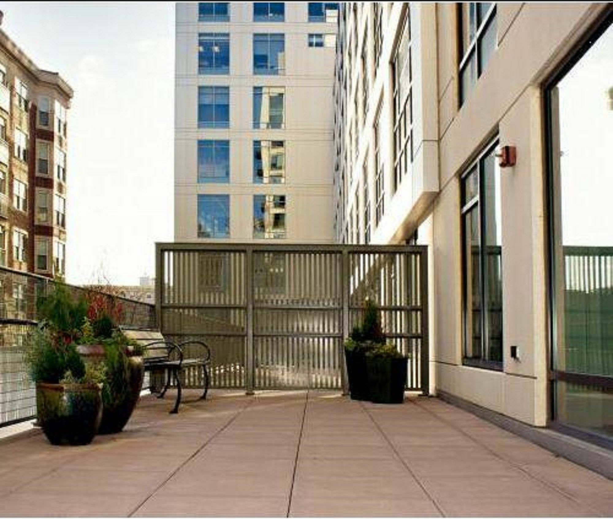 Global Luxury Suites At Kenmore Square 波士顿 外观 照片